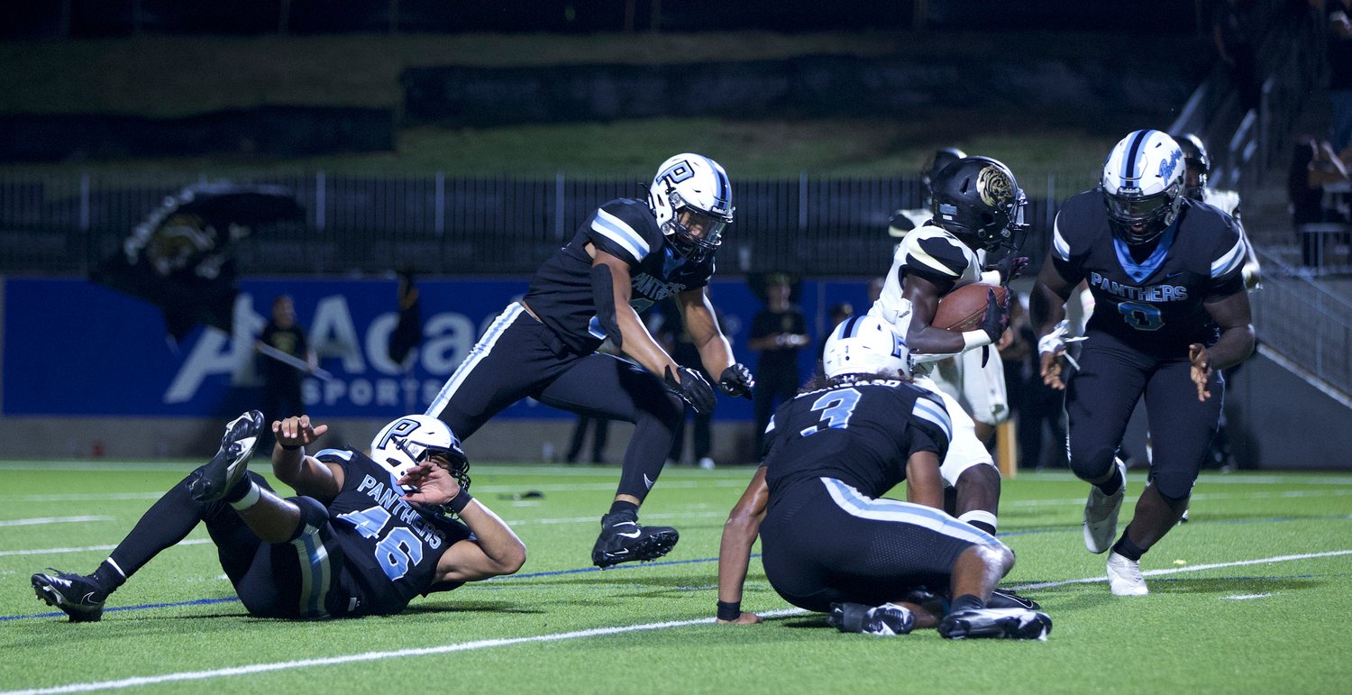 Paetow’s DJ Hicks closes in on a Conroe ball-carrier to make a tackle.